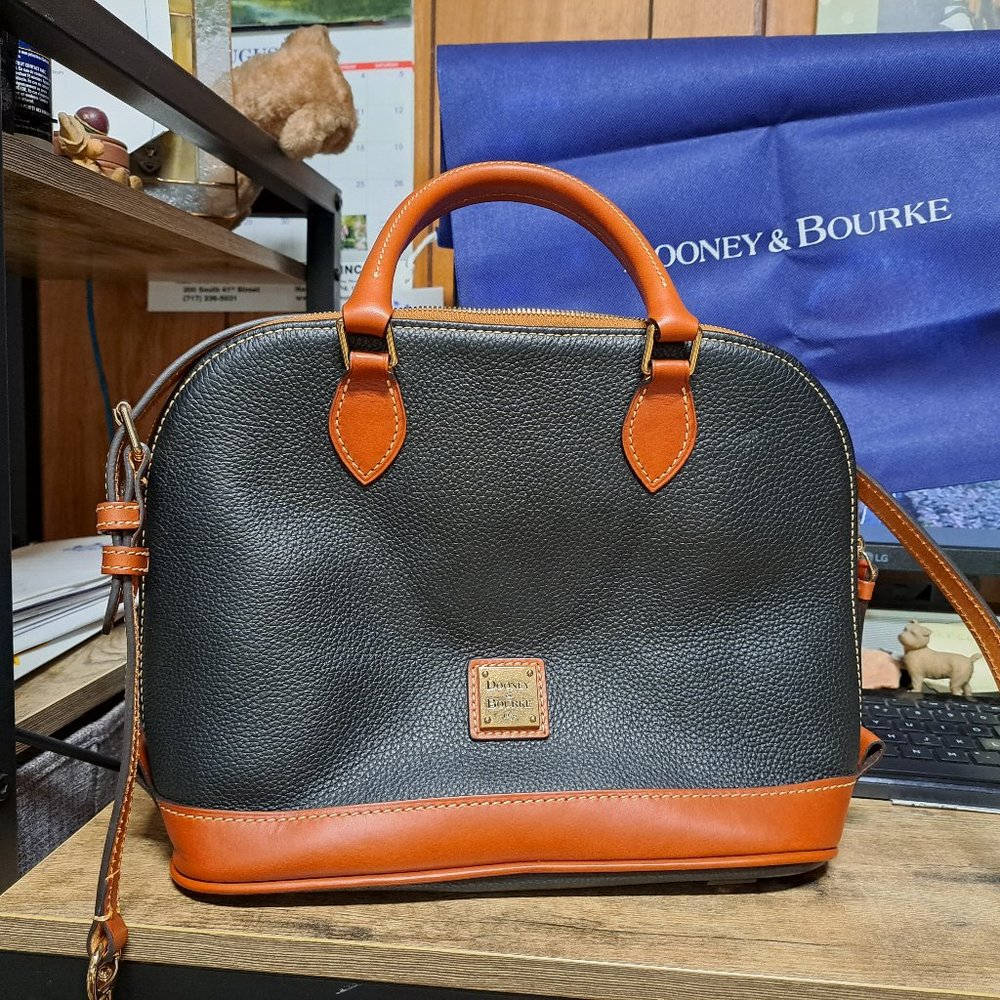 LARGE ZIP ZIP PEBBLE GRAIN DOONEY BRAND NEW DARK BLUE BROWN  BRAND NEW